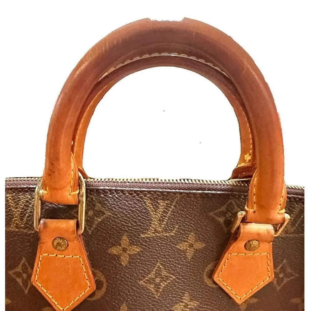 Louis Vuitton Alma PM - Picture 5 of 15